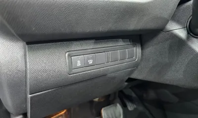 Peugeot 308 2015, 169749 км, за 5300000 KRW - фото 17
