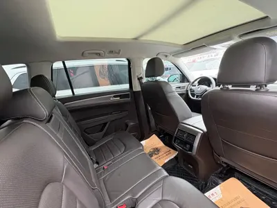 Volkswagen Teramont 2018, 130000 км, за 93900 CNY - фото 7