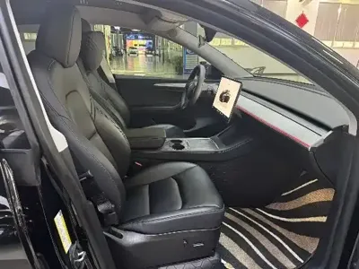 Tesla Model Y 2024, 78000 км, за 172800 CNY - фото 8