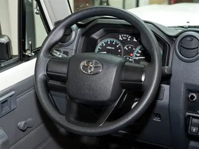 Toyota Land Cruiser 2025, 3600 км, за 558000 CNY - фото 13