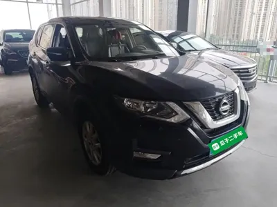Nissan X-Trail 2017, 118400 км, за 7325.72 USD