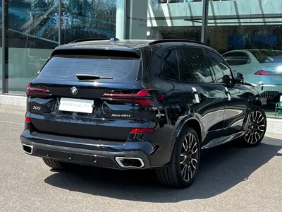 BMW X5 2025, 17000 км, за 568800 CNY