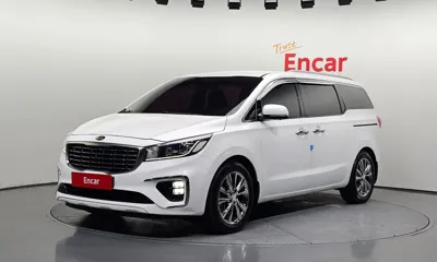 Kia Canival · 2019 год