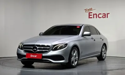 Mercedes-Benz E-Class · 2017 год