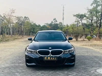 BMW 3 Series 2023, 58000 км, за 168800 CNY