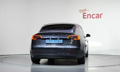 Tesla Model 3 2021, 70788 км, за 31900000 KRW