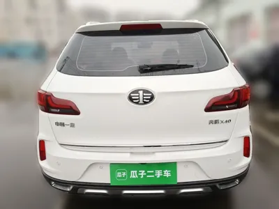 Bestune X40 2019, 50000 км, за 33340.35 CNY