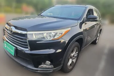 Toyota Highlander · 2017 год