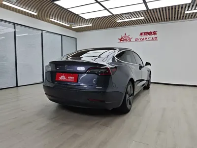 Tesla Model 3 2020, 88000 км, за 98000 CNY
