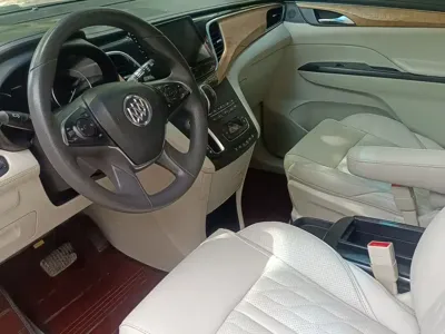 Buick GL8 2019, 95000 км, за 99800 CNY - фото 6