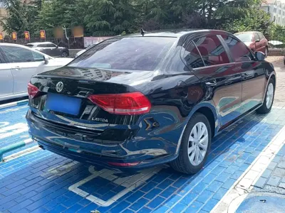 Volkswagen Lavida 2018, 79200 км, за 46100 CNY - фото 12