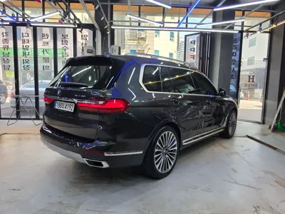 BMW X7 2022, 90900 км, за 71500000 KRW - фото 2