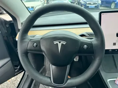 Tesla Model 3 2022, 120000 км, за 109800 CNY - фото 11