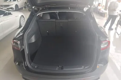 Tesla Model Y 2021, 60400 км, за 172077 CNY - фото 22