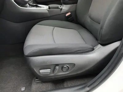 Toyota RAV4 2021, 77300 км, за 86900 CNY - фото 20