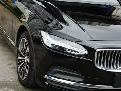 Volvo S90 2024, 27000 км, за 195799 CNY