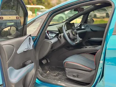 BYD Dolphin 2022, 58000 км, за 49800 CNY