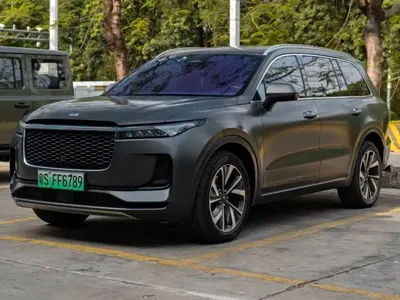 Li Auto Li ONE · 2023 год
