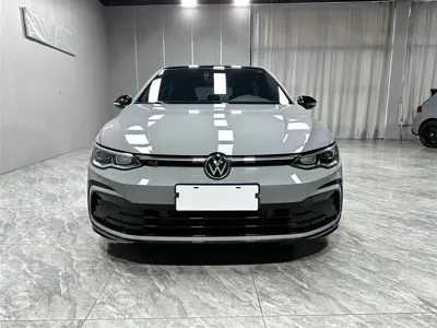 Volkswagen Golf 2022, 18000 км, за 153800 CNY - фото 2