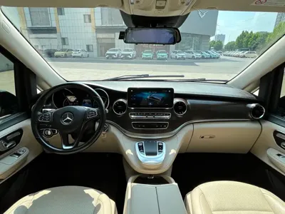 Mercedes-Benz V-Class 2022, 100000 км, за 199800 CNY - фото 9