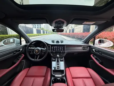 Porsche Macan 2024, 26000 км, за 346800 CNY - фото 14