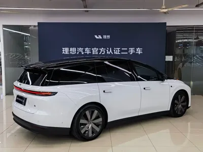 Li Auto 理想i8 2025, 13000 км, за 298800 CNY - фото 18
