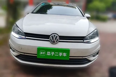 Volkswagen Golf 2019, 88800 км, за 61888.71 CNY