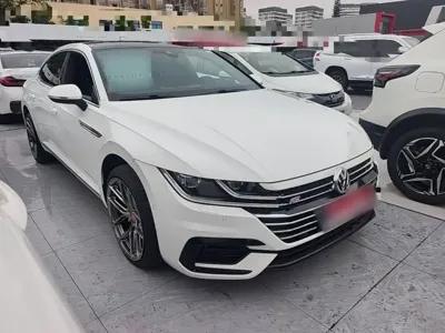 Volkswagen CC 2020, 71400 км, за 98100 CNY