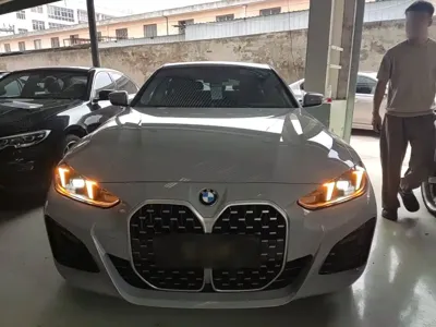 BMW 4 Series 2025, 2100 км, за 275400 CNY