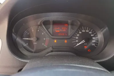 Citroen Elysee 2016, 100200 км, за 25973.59 CNY - фото 8