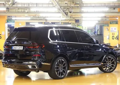 BMW X7 2025, 9500 км, за 139000000 KRW