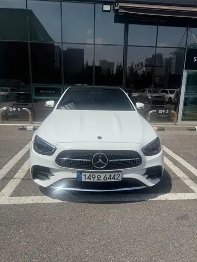 Mercedes-Benz E-Class · 2022 год
