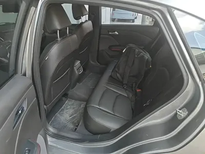 Chevrolet Monza 2019, 73000 км, за 30800 CNY - фото 17