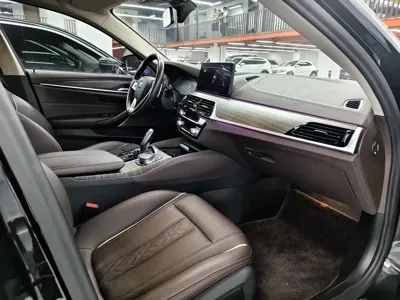 BMW 5 Series 2020, 61000 км, за 158000 CNY - фото 8