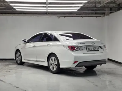 Hyundai Sonata 2014, 181340 км, за 3800000 KRW