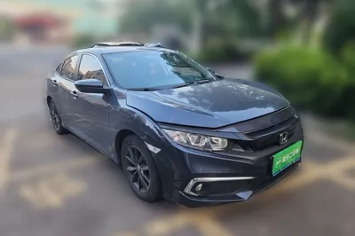 Honda Civic 2019, 49800 км, за 64014.83 CNY - фото 3