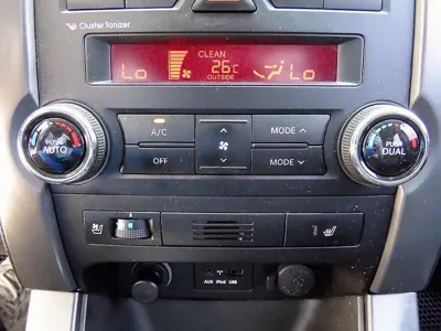 Kia Sorento 2011, 136059 км, за 5900000 KRW - фото 13