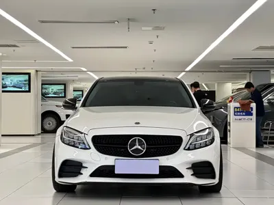 Mercedes-Benz C-Class 2021, 100000 км, за 107000 CNY