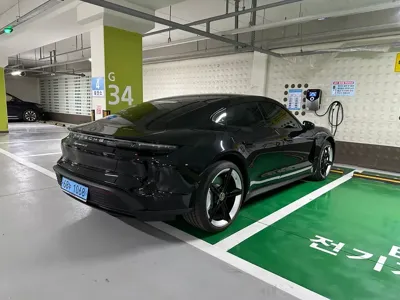 Porsche Taycan 2024, 43100 км, за 166870000 KRW