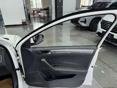 Volkswagen Santana 2018, 120000 км, за 20800 CNY - фото 19