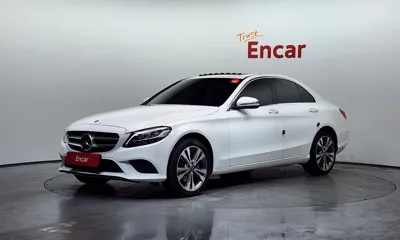 Mercedes-Benz C-Class · 2020 год