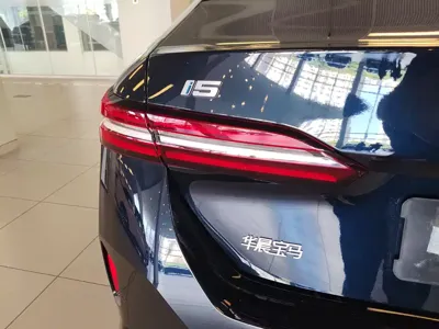 BMW i5 2025, 500 км, за 286000 CNY - фото 31