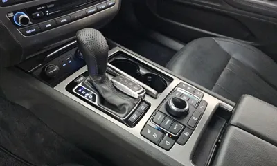 Hyundai Genesis 2016, 140084 км, за 13500000 KRW - фото 9