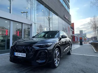 Audi Q5 2025, 45 км, за 82000000 KRW