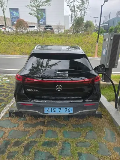 Mercedes-Benz EQA 2023, 67500 км, за 45690000 KRW - фото 4
