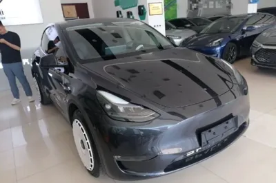 Tesla Model Y 2024, 57699 км, за 229625.72 CNY