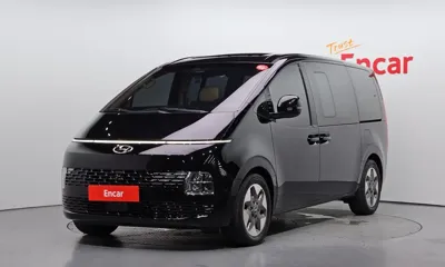 Hyundai Staria · 2022 год
