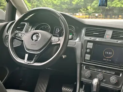 Volkswagen Golf 2019, 50000 км, за 53800 CNY - фото 7
