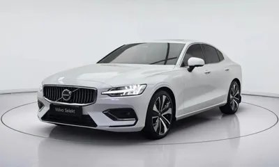 Volvo S60 · 2023 год