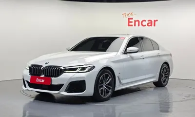 BMW 5-Series · 2021 год